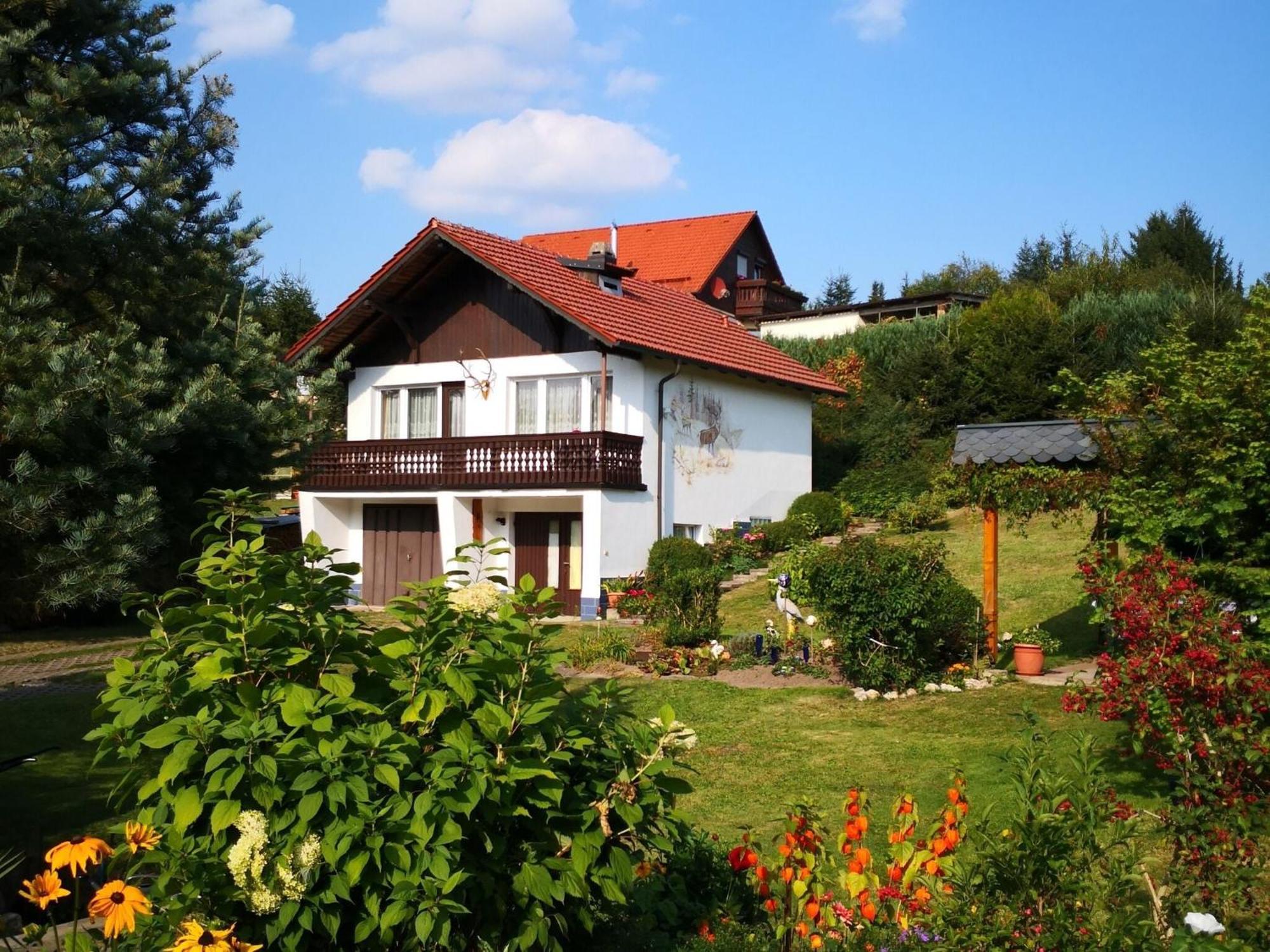 Cosy Holiday Home Pets Welcome Schleusingen Bagian luar foto